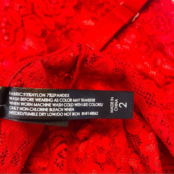 Torrid Simply All Over Lace Romper Sexy Womens Plus Size 2 2X Jester Red NEW - Picture 8 of 13